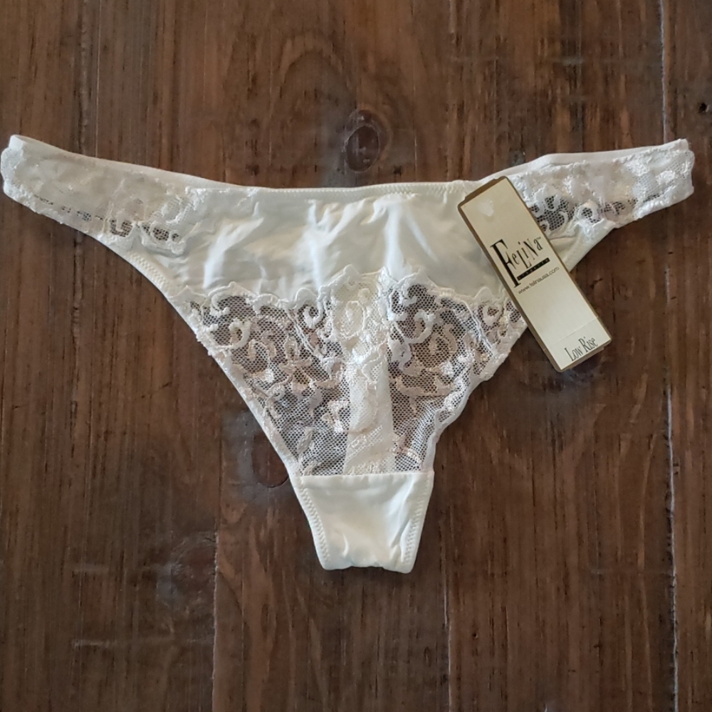 Felina Low Rise Size Medium